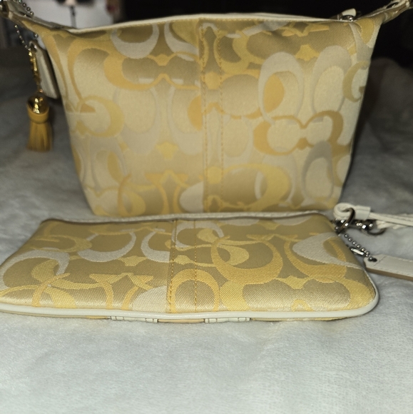 Coach Y2k Hampton Baggette Yellow and Cream Wristlet Set - Picture 2 of 9